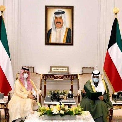 تور قطر: دعوت ملک سلمان از سران کویت و قطر برای شرکت در نشست ریاض