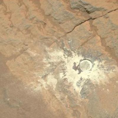کاوشگر پشتکار در جست وجوی نشانه های آب مایع سنگ های مریخ را تراش داد
